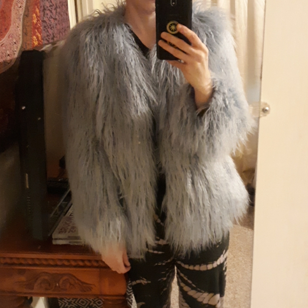 Flash Sale*New Loft faux fur coat